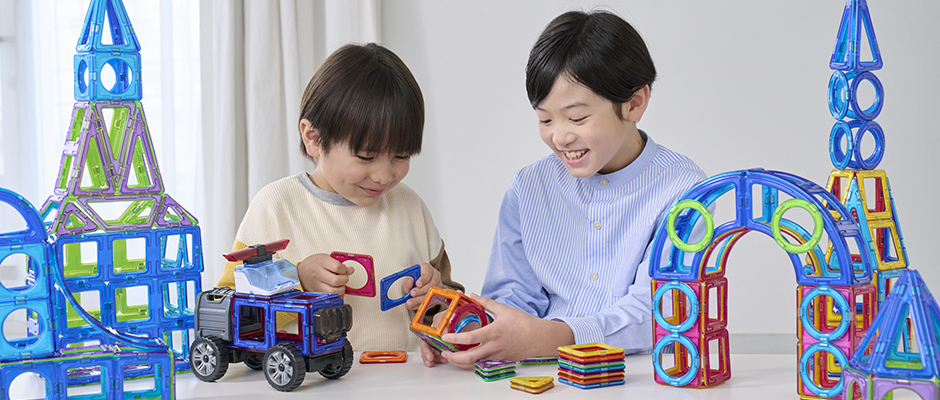 マグフォーマーの魅力 | ボーネルンド オンラインショップ。世界中の