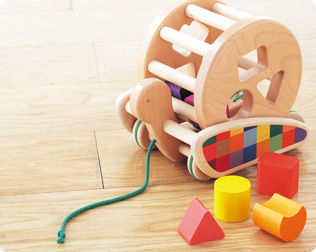 バヨ社の木製遊具 ボーネルンド オンラインショップ。世界中の知育玩具 